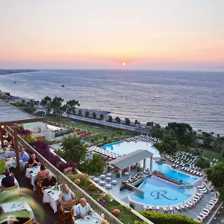 Amus & Hotel 5*