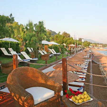 Amus & Hotel Ixia (Rhodes)