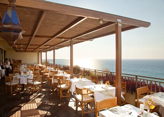 Amus & Hotel Ixia (Rhodes)