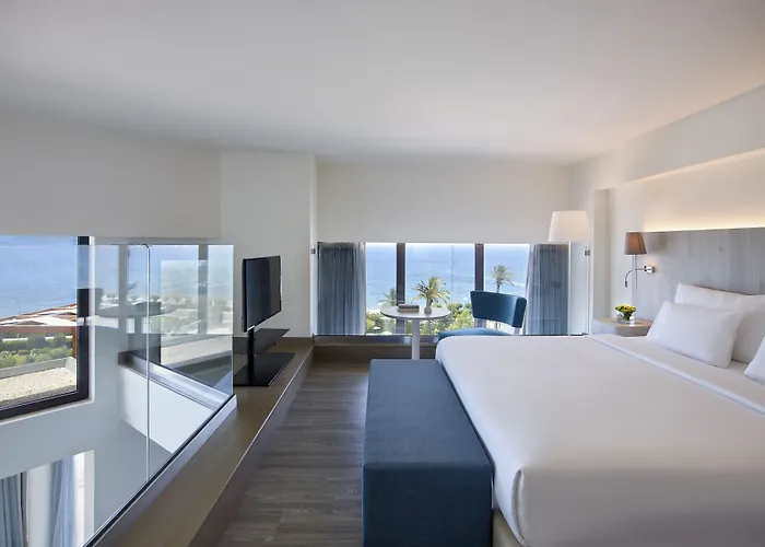 Amus & Hotel Ixia (Rhodes)