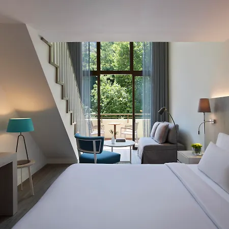 Amus & Hotel Ixia (Rhodes)