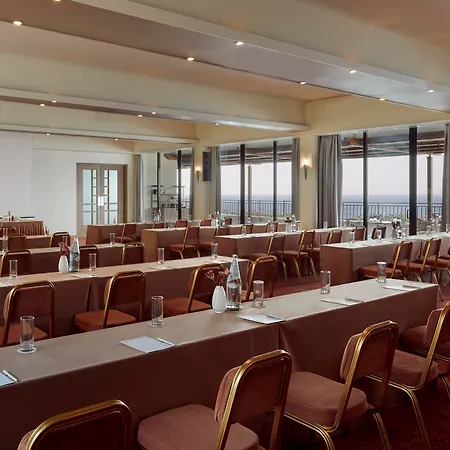 Amus & Ξενοδοχείο 5*