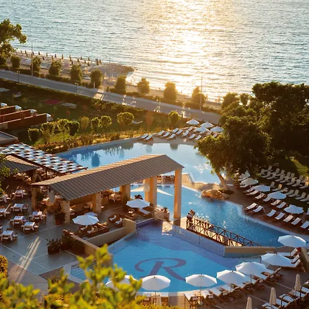 Amus & Ξενοδοχείο